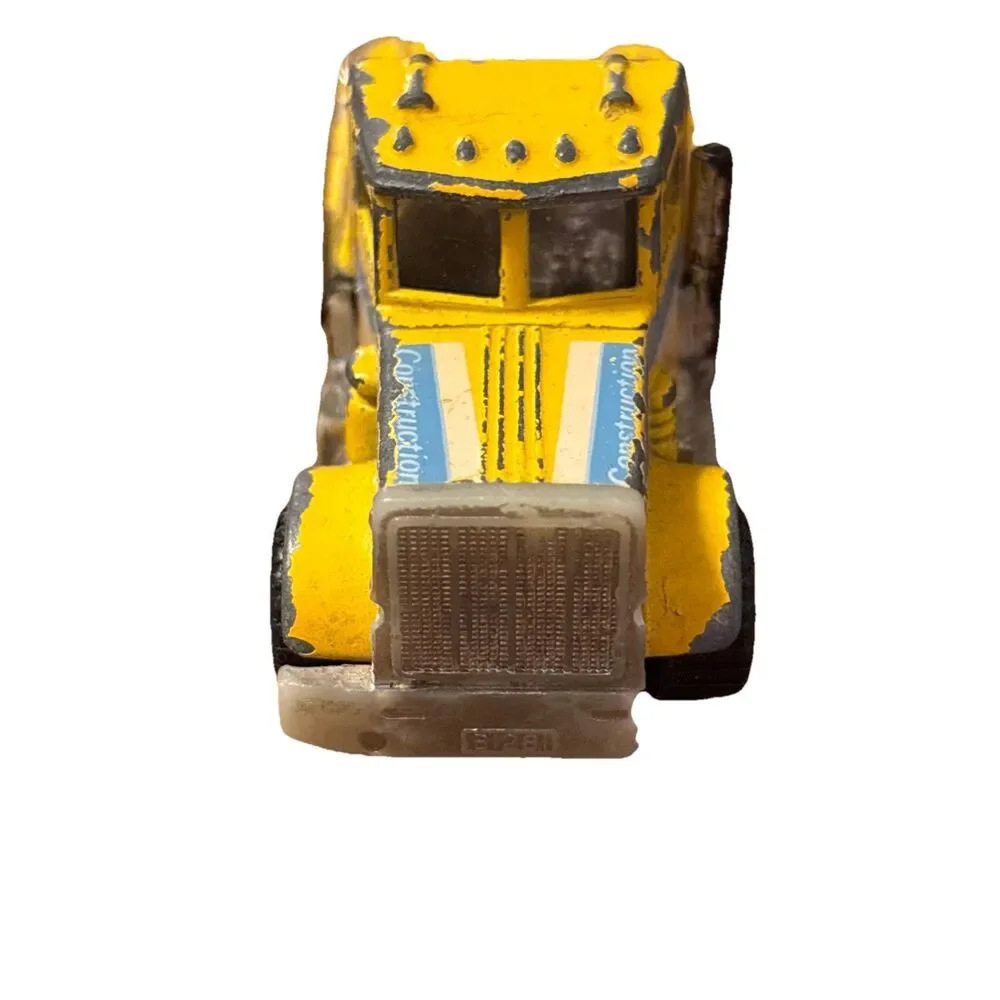 Vtg 1981 Matchbox Peterbilt Pace Cement Mixer Truck Yellow Fair Broken See Pics